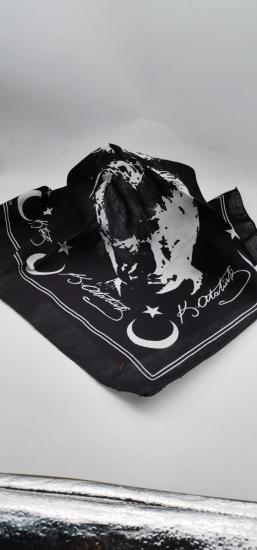 Atatürk Desenli Siyah Bandana Fular